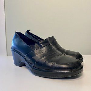 Dansko black clogs size 38